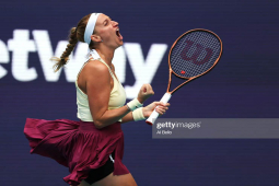 Tennis bán kết Miami Open: Kvitova nhọc nhằn khuất phục Cirstea, thẳng tiến chung kết