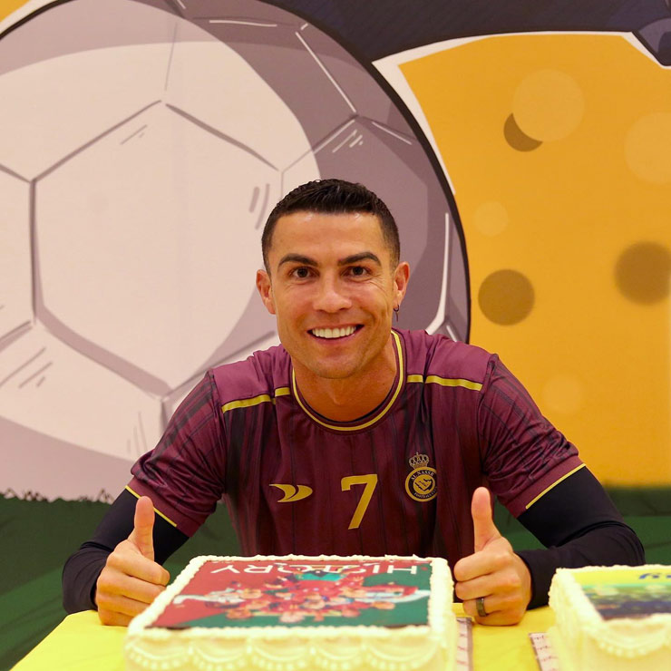 Perez chúc mừng sinh nhật Ronaldo  VnExpress Thể thao