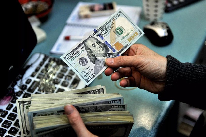 Tỷ giá USD hôm nay 2/4: Tiếp tục giảm quý thứ hai liên tiếp - 1