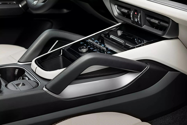 Porsche Cayenne 2024 lộ thiết kế nội thất với màn hình trải dài hết táp lô - 8