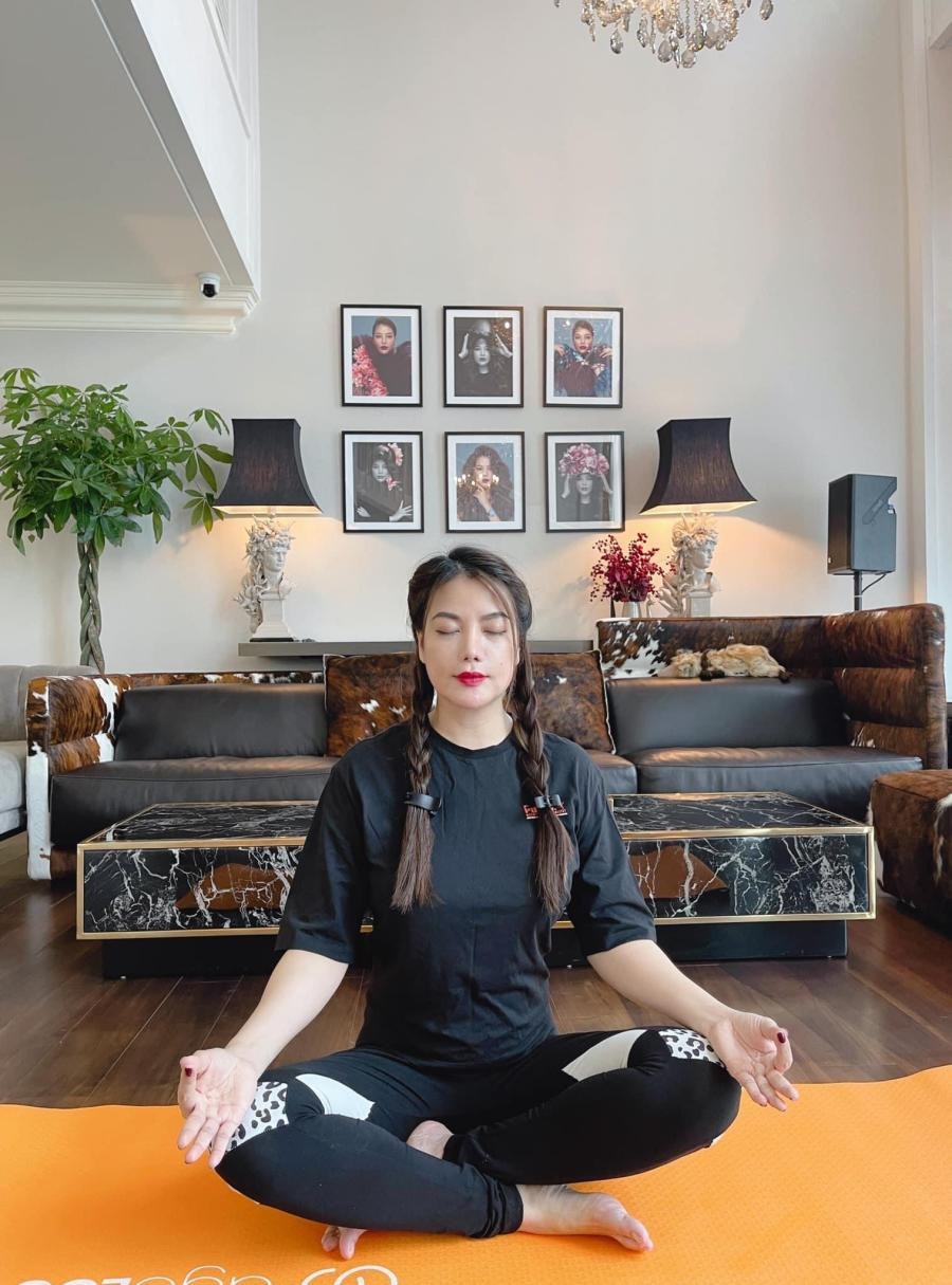 Trương Ngọc Ánh "tuyệt thực" 18 ngày mỗi năm để dáng nhẹ bẫng, thanh thoát - 4
