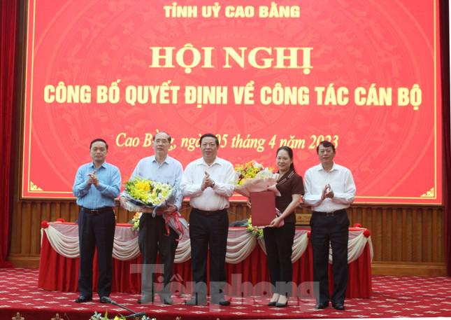 Tin tức 24h qua: Hành động đẹp của bố 3 cháu bé bị thương trong vụ nổ gara ô tô ở Nghệ An - 4