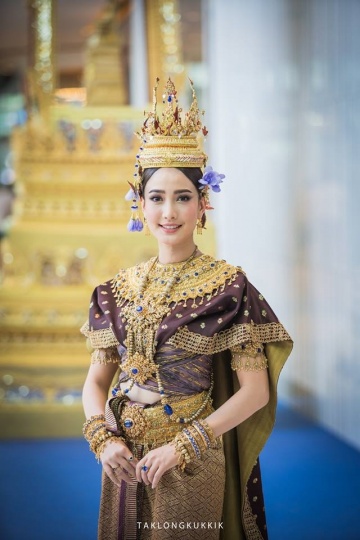 Các "nữ thần té nước" đẹp như tiên hạ phàm trên đường phố khiến người ta xiêu lòng - 4