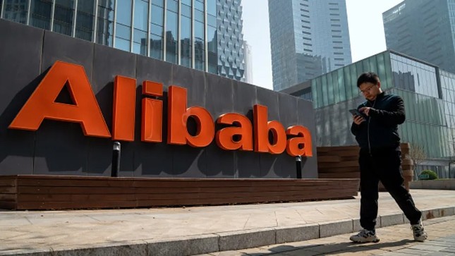Alibaba chao đảo vì cổ đông bán tháo 7,2 tỷ USD cổ phần - 1