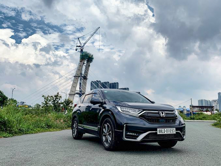 Đánh giá nhanh Honda CR-V, mẫu xe hướng về an toàn cho người dùng Việt - 1