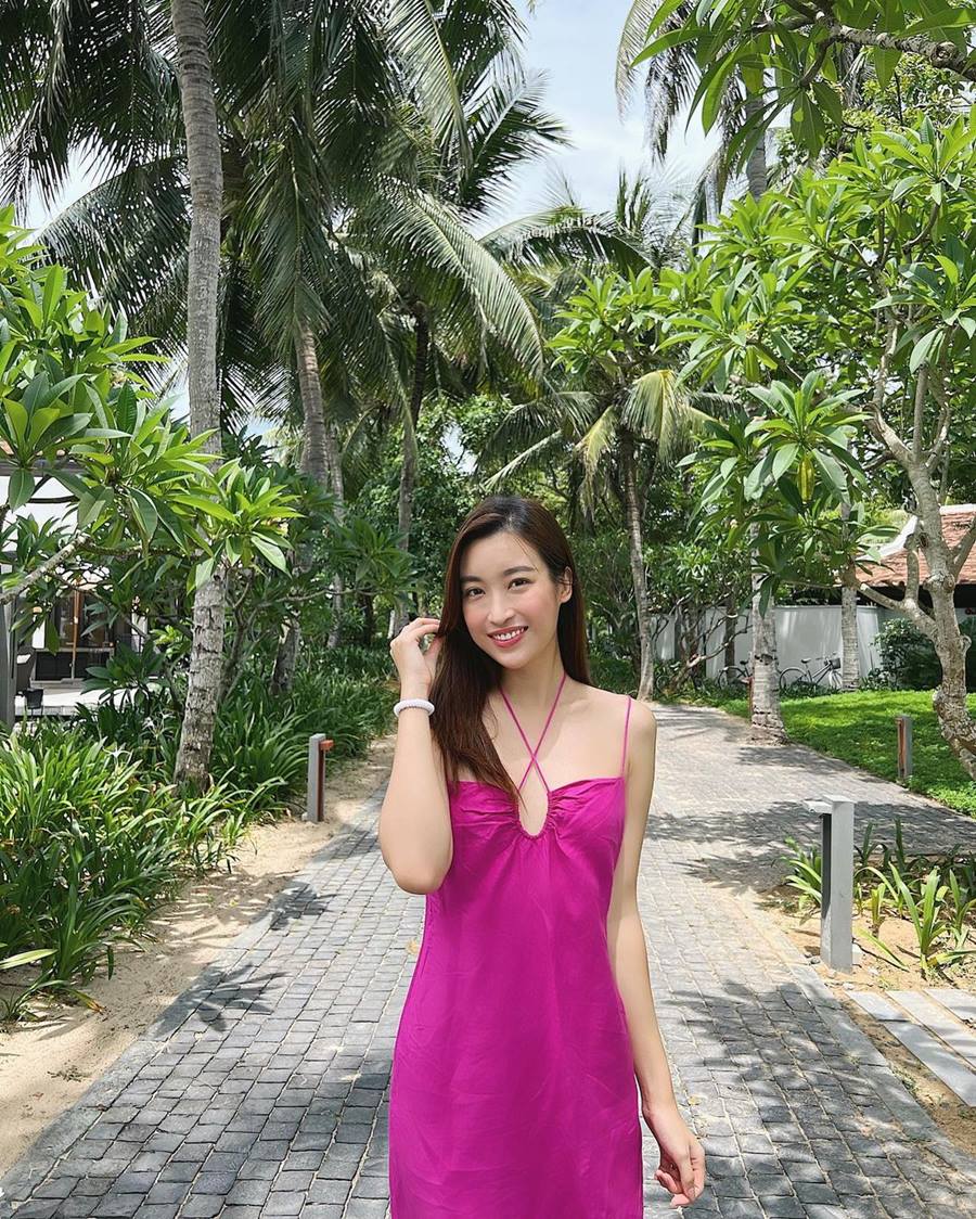 Vợ chủ tịch CLB Hà Nội mặc đơn giản vẫn sáng bừng vì gương mặt phúc hậu - 6