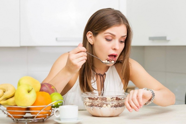 5 nguyên nhân khiến bạn tăng cân mất kiểm soát - 1