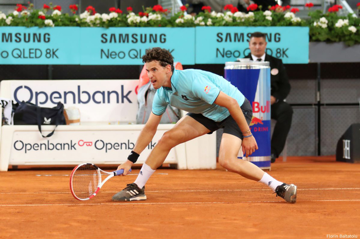 Madrid Open ngày 4: Murray thua sốc, Thiem thắng dễ hẹn gặp Tsitsipas - 2