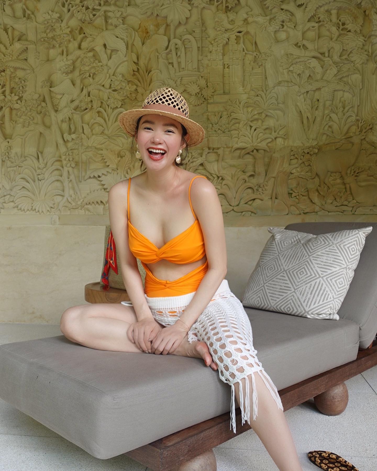 Minh Hằng mặc bikini khoe dáng gợi cảm ở tháng thứ 5 của thai kỳ - 3