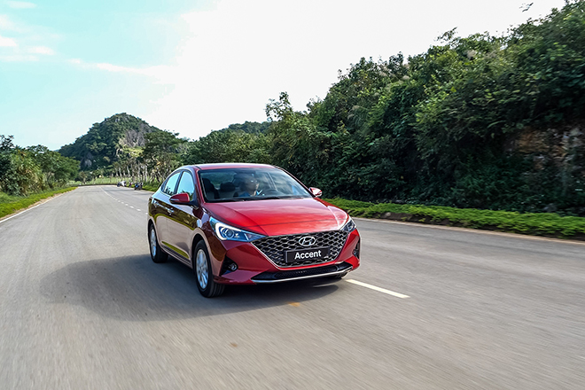 Giá xe Hyundai Accent niêm yết và lăn bánh tháng 5/2023 - 12
