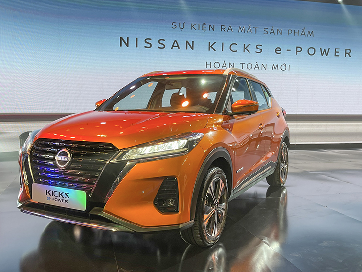 Nissan E-Kicks giảm giá 100 triệu đồng liệu có thu hút khách - 1