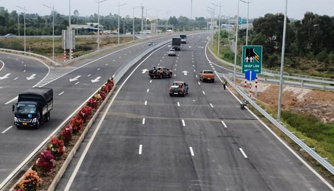 Nâng tốc độ đường cao tốc Trung Lương - Mỹ Thuận lên 90km/h là rất nguy hiểm? - 1
