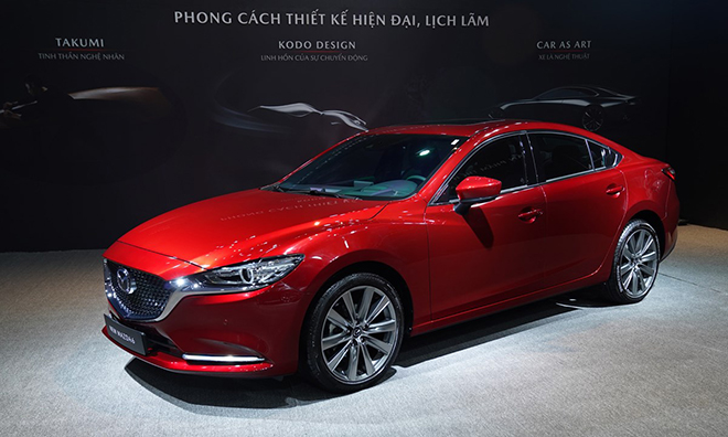 Giá xe Mazda6 tháng 5/2023, giảm 89 - 100 triệu đồng tùy phiên bản - 6