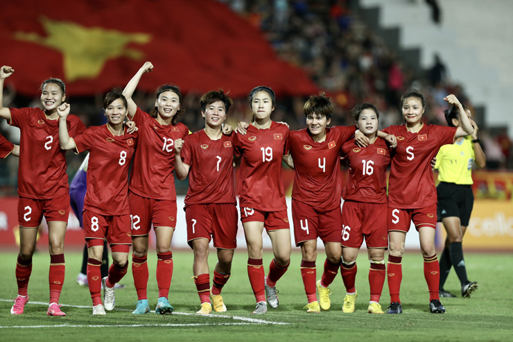 Tuyển nữ Việt Nam được thưởng tiền tỷ sau khi giành huy chương vàng SEA Games 32 - 1