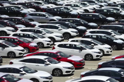 Lượng xe ô tô nhập khẩu trong đầu quý 2/2023 giảm mạnh
