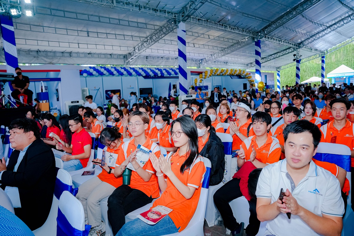 Hơn 5.000 ứng viên tham dự sự kiện tuyển dụng lớn nhất năm của Vinhomes - 2
