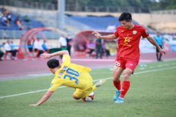 Trực tiếp bóng đá SLNA - Hồng Lĩnh Hà Tĩnh: Bàn thắng trước giờ nghỉ (V-League)
