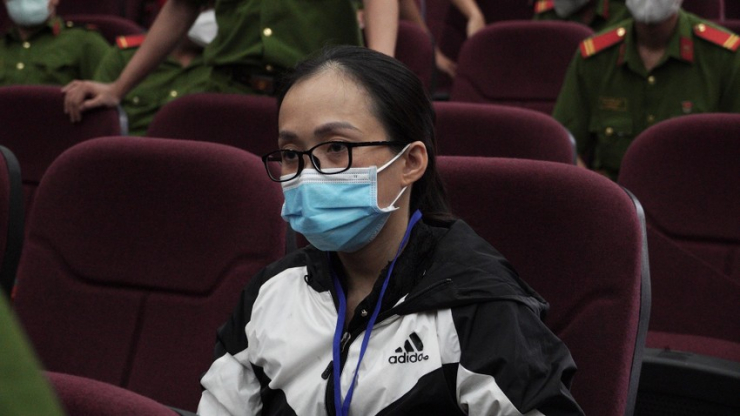Đang mang thai, vợ Nguyễn Thái Luyện sẽ thi hành bản án 23 năm tù ra sao? - 1