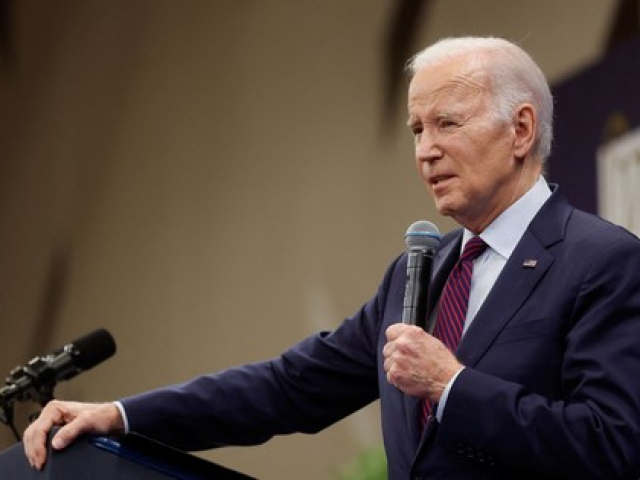 Ông Biden nói về vụ 'khinh khí cầu ngớ ngẩn' và quan hệ Mỹ-Trung