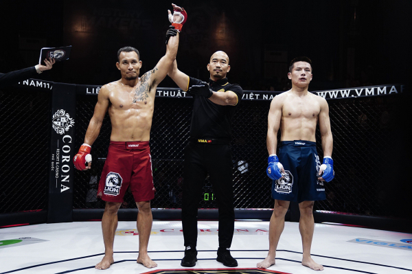 Con đường biến MMA trở thành môn võ &#34;2 trong 1&#34; của Việt Nam - 1