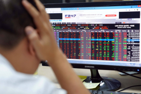 Tháng 4 có bao nhiêu nhà đầu tư tham gia vào sân chơi nóng?