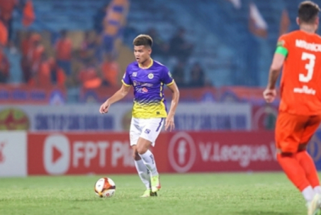 Những bước chân đầu tiên ở V.League