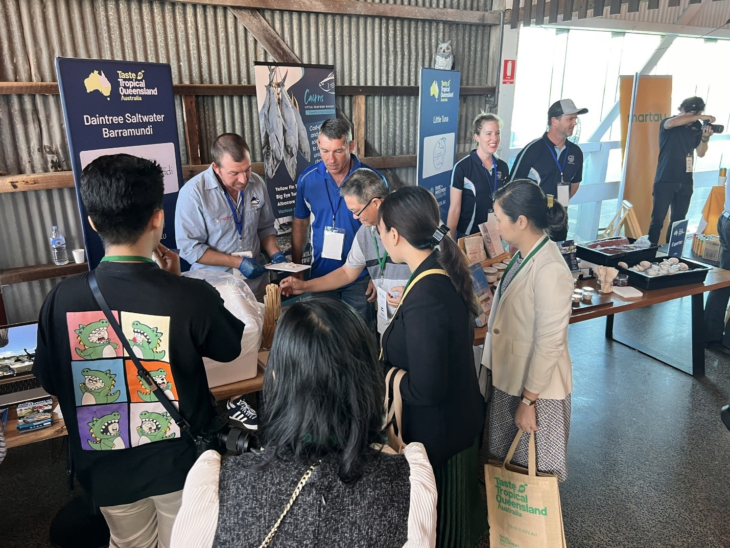 Doanh nghiệp Việt tìm kiếm cơ hội hợp tác kinh doanh trong lĩnh vực nông thủy sản với Queensland - 3