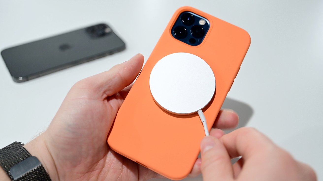 Tin vui cho iFan chờ mua iPhone 15, iPhone 15 Plus - 1