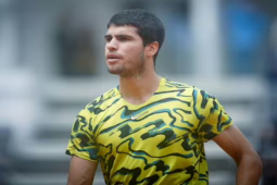 Số 1 thế giới Alcaraz ”biến nguy thành cơ”, chạy đà hoàn hảo cho Roland Garros