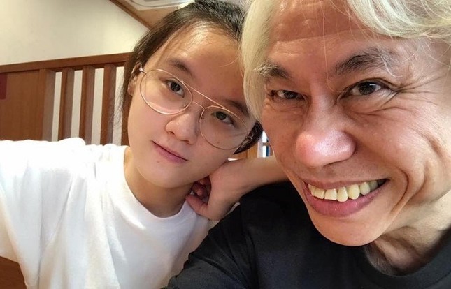 Vợ kém 40 tuổi của nhạc sĩ Lý Khôn Thành bị nghi làm giả di chúc - 1
