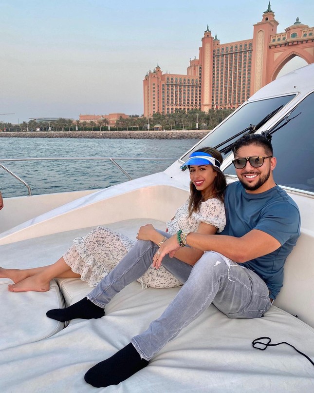 Nữ người mẫu than khổ vì lấy chồng triệu phú Dubai - 1