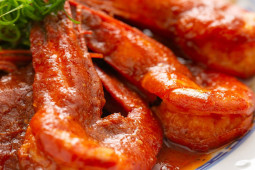 Tôm sốt cà chua đơn giản, dễ làm, ăn hao cơm vô cùng