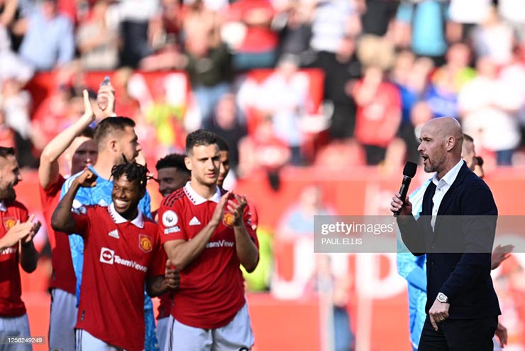 MU ngược dòng: Ten Hag gửi lời thách thức Man City, báo tin vui về Antony - 1