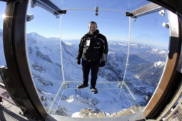 10 skywalk đáng sợ nhất thế giới, thách thức cả người ưa du lịch mạo hiểm