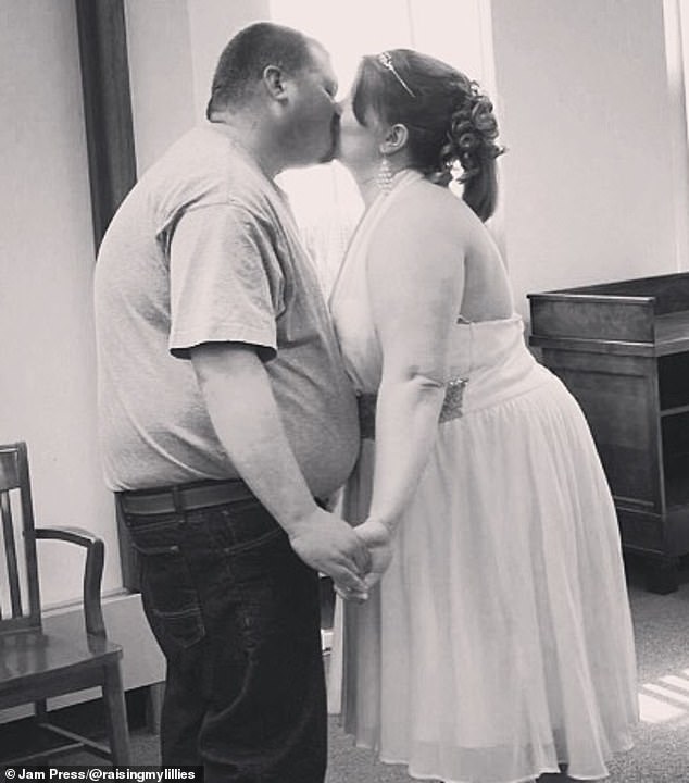 Điều trị hiếm muộn, bà mẹ 30 tuổi đẻ liên tiếp 7 đứa con - 9