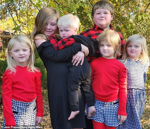 Điều trị hiếm muộn, bà mẹ 30 tuổi đẻ liên tiếp 7 đứa con - 2