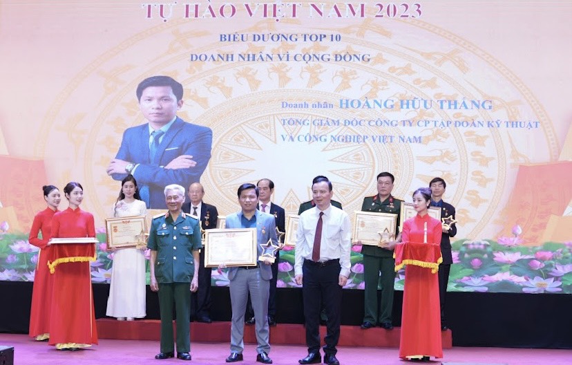 Intech Group dành cú đúp giải thưởng thương hiệu tại chương trình “Tự hào Việt Nam” - 1