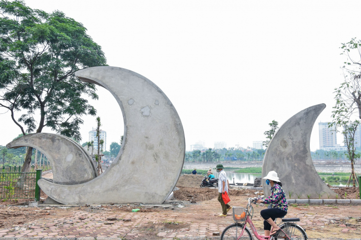 Công viên trăm tỷ ở Hà Nội đang &#34;hồi sinh&#34; sau nhiều năm bỏ hoang - 1