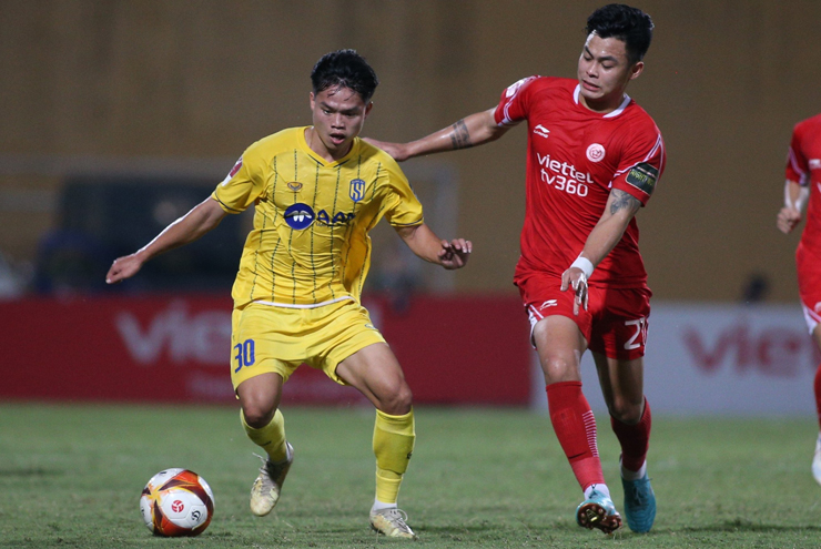 Video bóng đá Viettel FC - SLNA: Hoàng Đức rực sáng, mãn nhãn 3 bàn (V-League) - 1