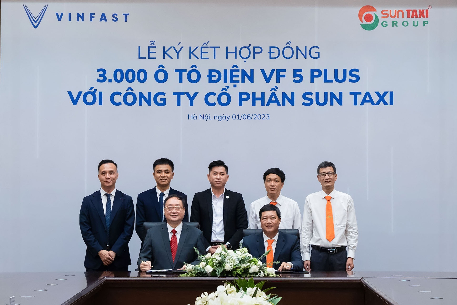 Sun Taxi mua 3.000 xe điện VinFast VF 5 Plus, thúc đẩy mạnh mẽ cuộc cách mạng giao thông xanh tại Việt Nam - 1