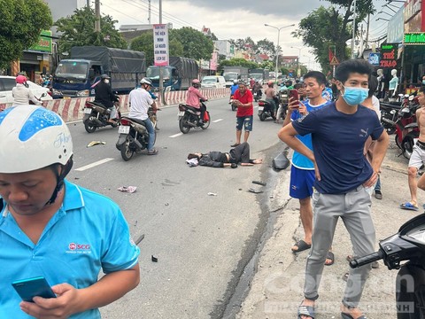 Xe “điên” tông, hất văng hàng loạt ô tô, xe máy, hiện trường ngổn ngang - 3