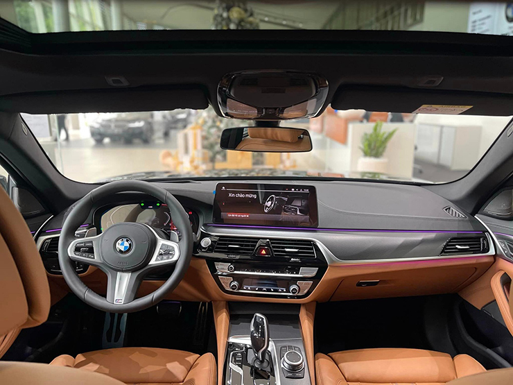 BMW giảm giá nhiều dòng xe, cao nhất gần 600 triệu đồng - 7