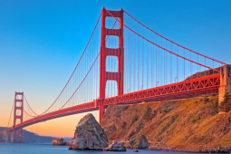 Tên khác của cây cầu Cổng Vàng nổi tiếng ở Mỹ là gì?
