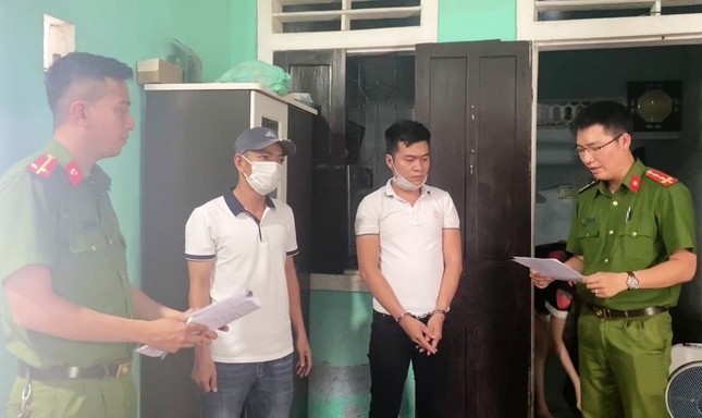 Bắt đối tượng cho vay nặng lãi đến 456%/năm - 1