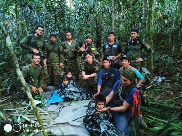 Tìm thấy 4 trẻ em sau 40 ngày máy bay rơi trong rừng rậm Amazon - 1