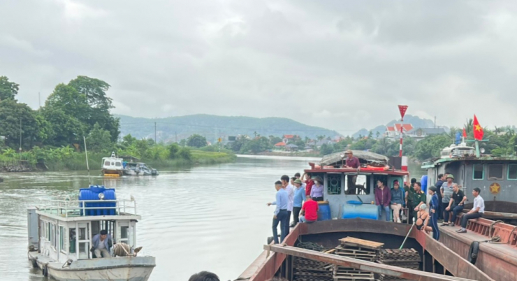 Nam sinh lớp 12 bị nước cuốn trôi tử vong khi tham gia giải bơi vượt sông - 1