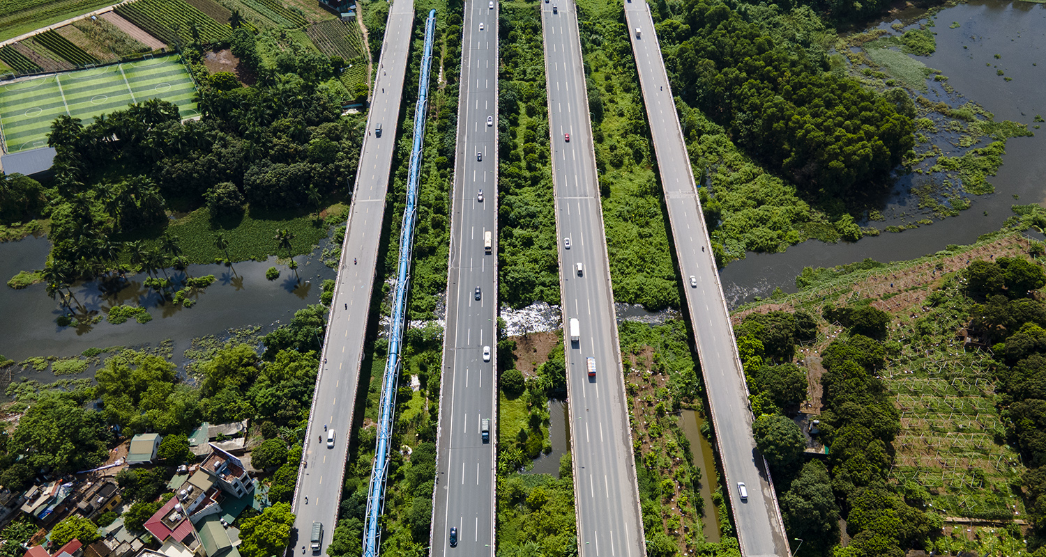 Đại lộ hiện đại nhất Việt Nam đẹp ngỡ ngàng nhìn từ trên cao - 16