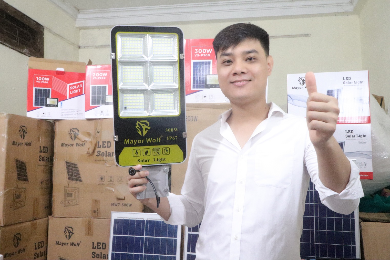 HaHu Việt Nam – Công ty uy tín cung cấp hệ thống lưu trữ điện năng lượng mặt trời và đèn năng lượng mặt trời - 3