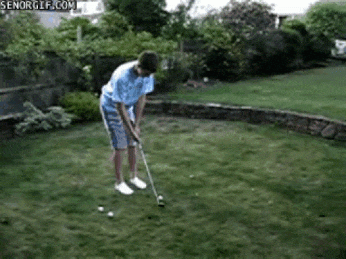 Những tình huống siêu "thốn" ở trên sân Golf - 1