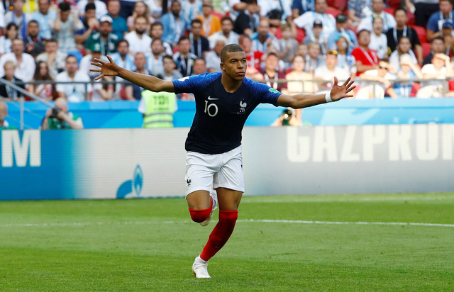 "Choáng" với tốc độ kiếm tiền của Mbappe - "thần đồng World Cup" của đội tuyển Pháp - 1